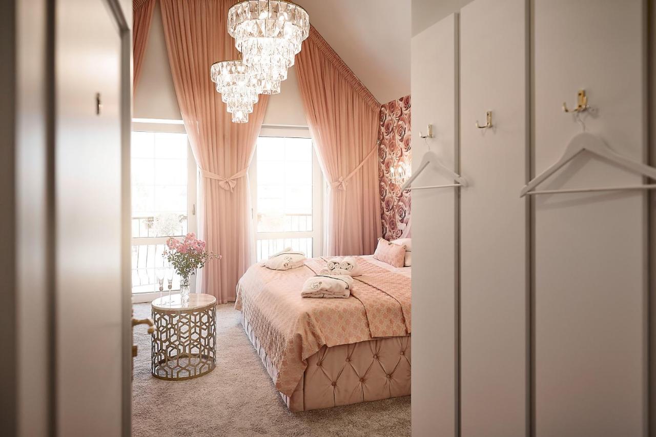 La Rose Residence Mikołajki 外观 照片